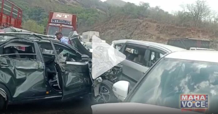 Strange vehicle accident on Mumbai-Pune Expressway